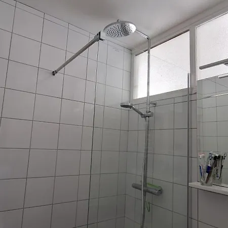 St André Centre Standing Ruan