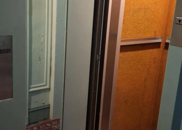 St Andre Centre Standing شقة *