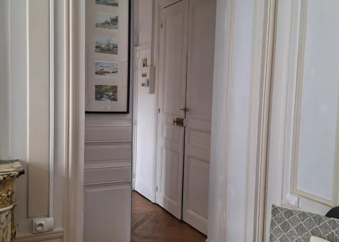 Apartament St Andre Centre Standing *