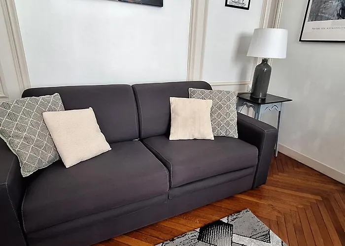 St Andre Centre Standing شقة *